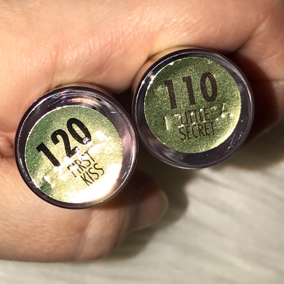 Milani Keep It Full Maxxx Lip Plumper- First Kiss & Little Secret - Picture 2 of 4